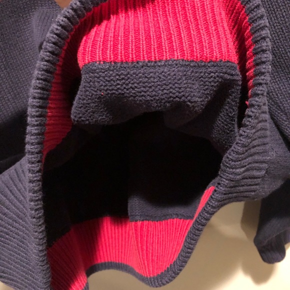 VINTAGE Tommy Hilfiger crest sweater - Picture 5 of 6
